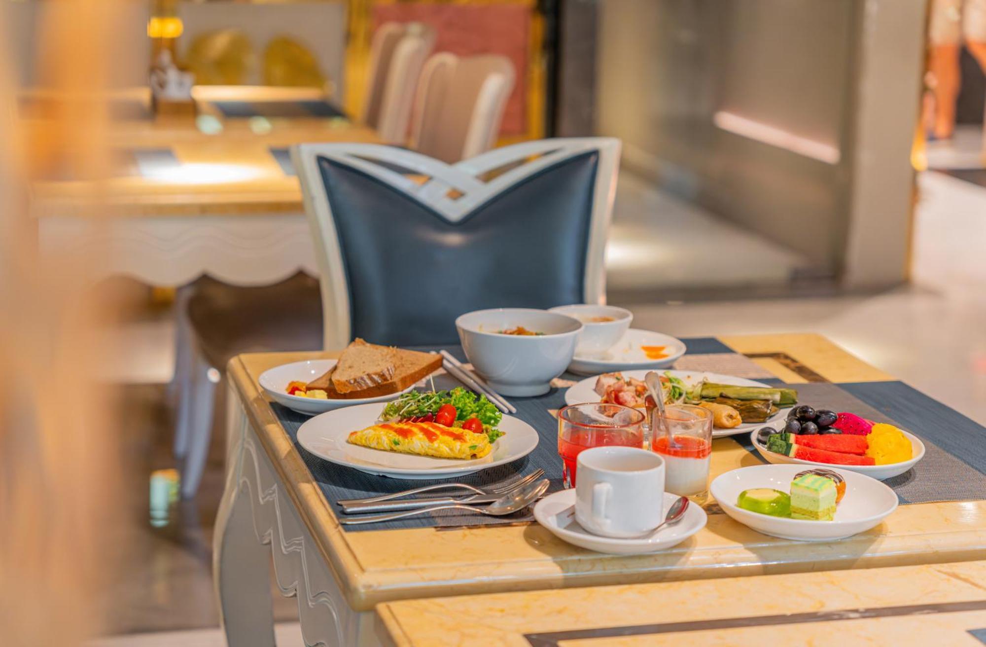 A&Em Saigon Hotel Ho Şi Min Dış mekan fotoğraf
